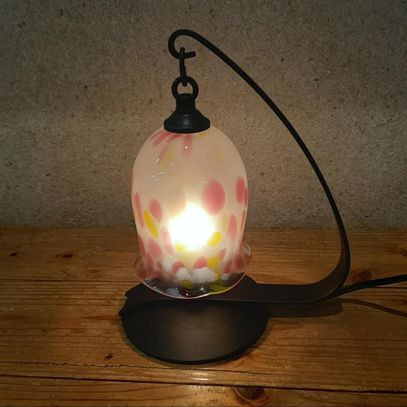 すずらんランプ (ピンク色) 吹きガラス (新築祝い*結婚祝い*引っ越し