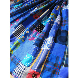 K様ご予約品 絵画なパッチワーク 美しい青のギャザースカート チェック 花  ストライプ 送料無料 9枚目の画像