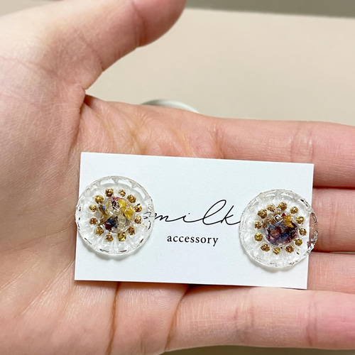 ボタン ピアス イヤリング レジン お花 アンティーク レトロ 