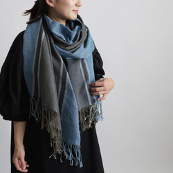 装いSALE。手紡ぎ・草木染め糸・手織り布。大判ストール／コットン