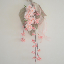 しだれ桜と山桜の壁掛けアレンジ・アーティフィシャルフラワー 2枚目の画像