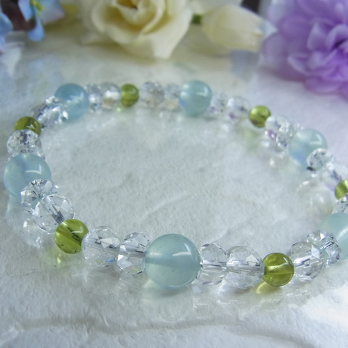 愛され幸せ女子 アクアマリン 素敵な恋 ペリドット お守り 天然水晶