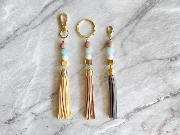 天然石とタッセルのバッグチャーム✧お財布チャーム✧スマホストラップ✧ Tassel charm ✧ Bag charm 2枚目の画像