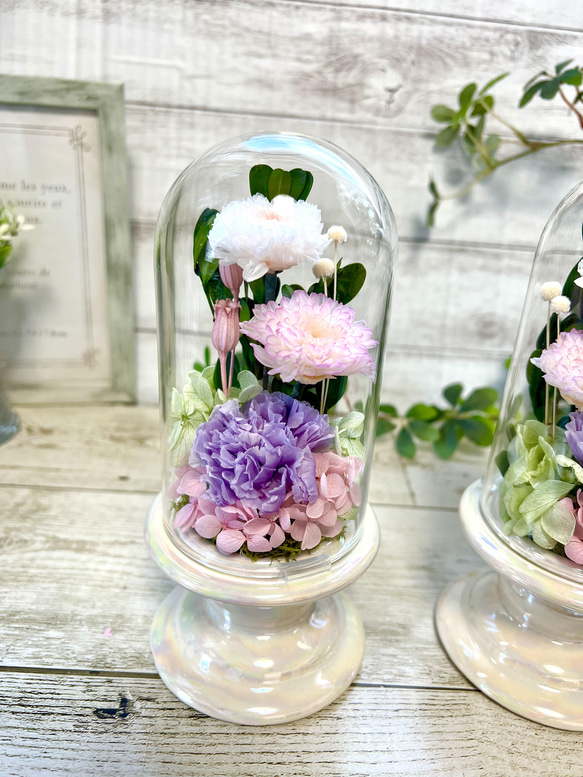 可愛いプリザーブドフラワー の供花 仏花 クリアドーム ボトルフラワー ホワイト　ピンク 5枚目の画像