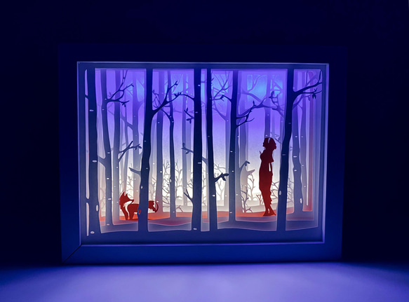 光影LED紙雕燈 -與森林共舞(可客製)、紅帽與小狼 /創意夜燈/情人/生日禮物/夜燈/相框/童話 第1張的照片
