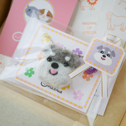 シュナウザー犬とお花チャーム バッグにつけて一緒にお出かけ ギフト プレゼント シュナウザーグッズ 13枚目の画像