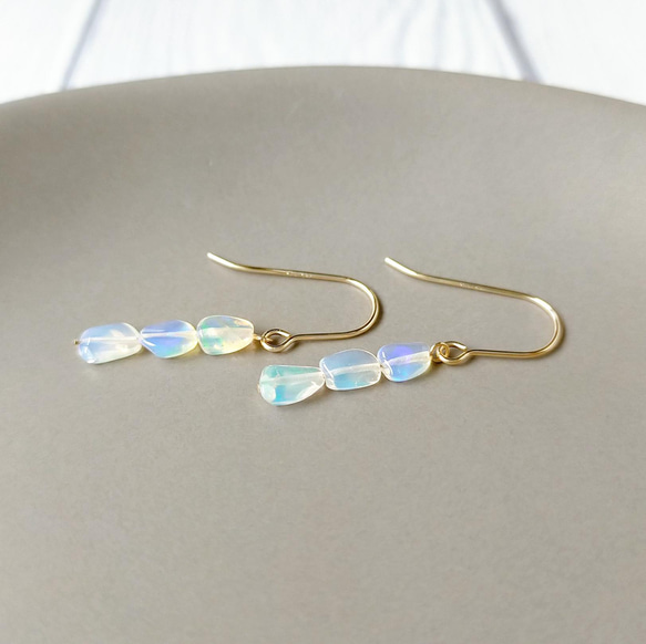 レアです。ライトニングリッジ産ブラックオパール14kgfワイヤーフックピアス 14kgf/ｸﾘｽﾀﾙｵﾊﾟｰﾙ｜好日 - kouzitsu - ピアス（フック・チェーン