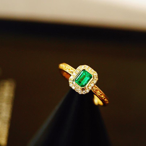 Emerald K18エメラルド ダイヤモンドリング (NO.48975) – JEX
