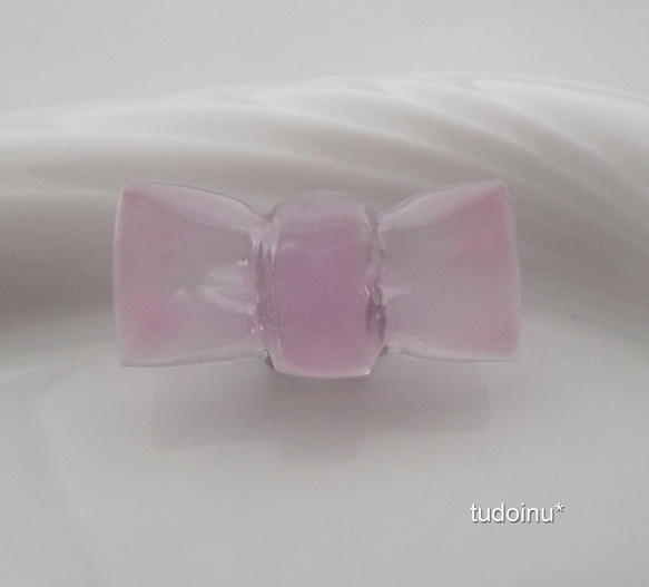 リボン　ガラス　帯留め　小ぶり　ブローチ　ヘアゴム　ピンク　リボン　桜 1枚目の画像