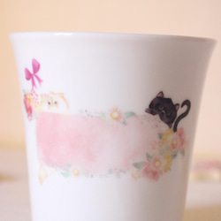 【送料無料・数量限定１点秋の福袋】かわいい猫ちゃんたちのプレート&フリーカップセット「ポーセラーツ」 5枚目の画像