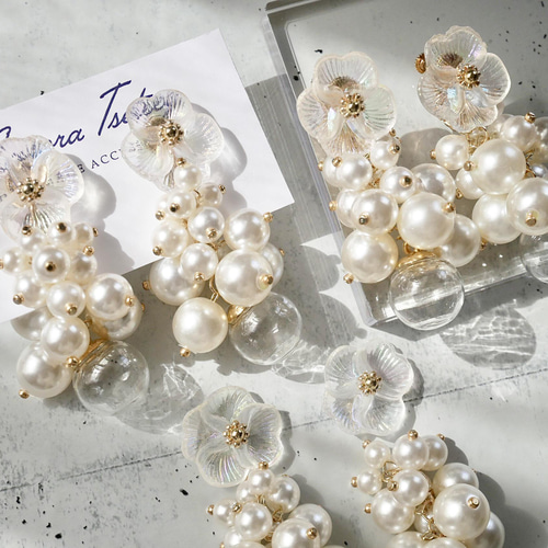 ☆❤️  花びら　パール　ジャラジャラ　ピアス　イヤリング　ハンドメイド 再販♡じゃらじゃらパール花びら×チェーンパールロングピアス