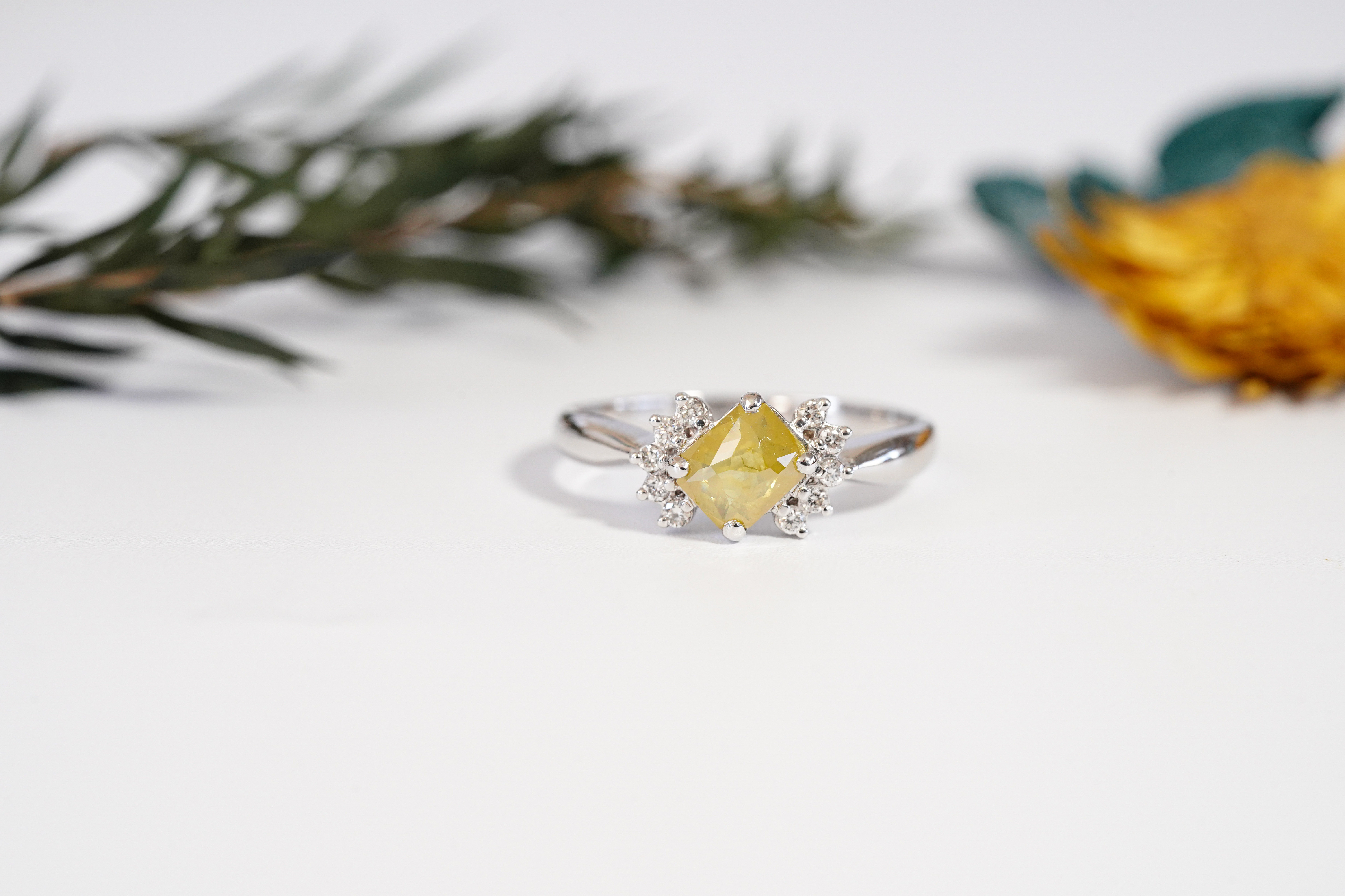 K18WG  エメラルドローズカット天然ダイヤモンドリング