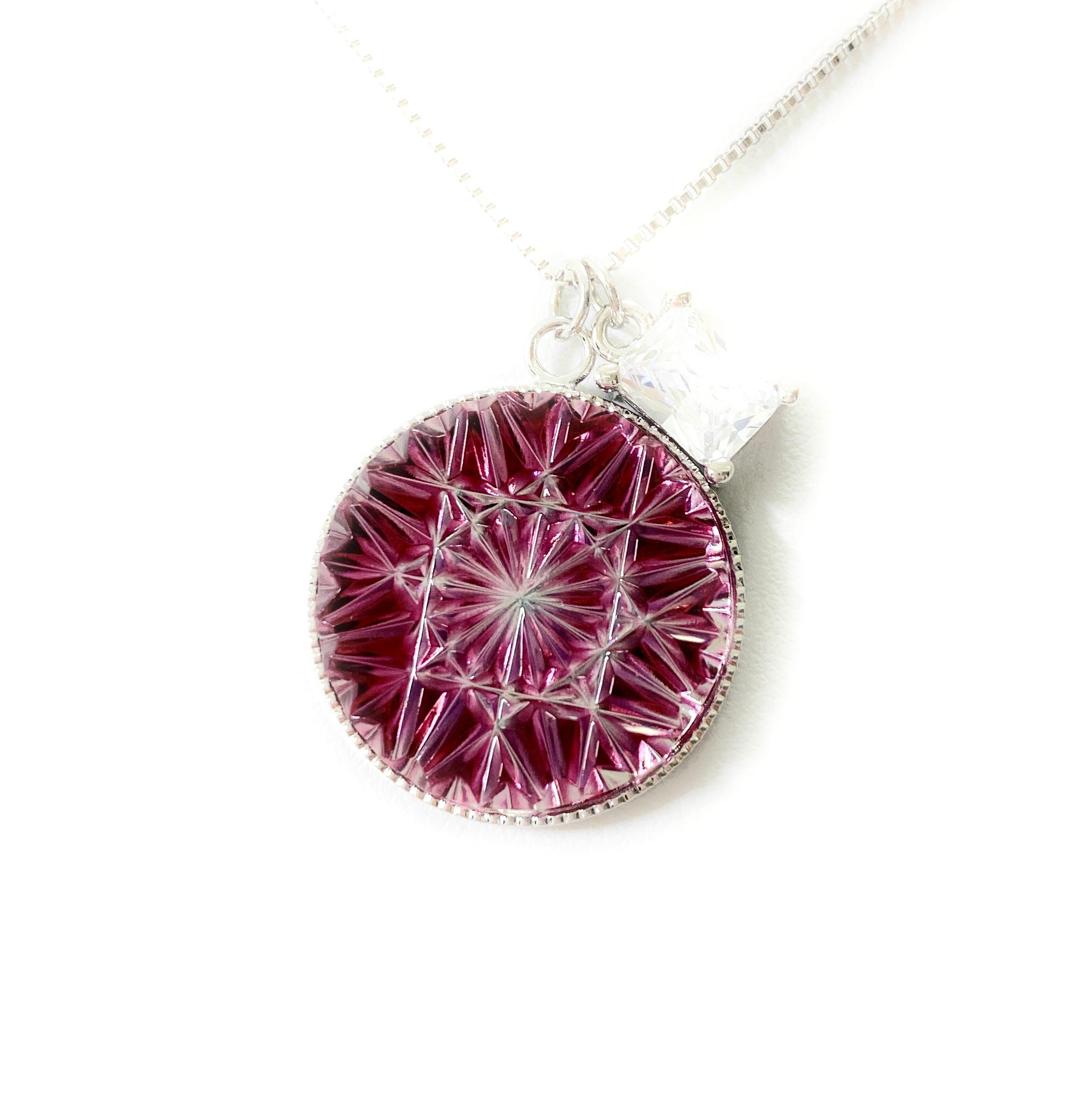 東京切子ネックレス　ひまわり　ライト金赤