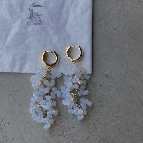 No.93 / しずくシャワーピアス・イヤリング ゴールド ホワイト オフ 