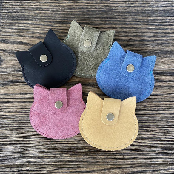 猫のコインケース　本革　ヒモ付き　送料無料 2枚目の画像