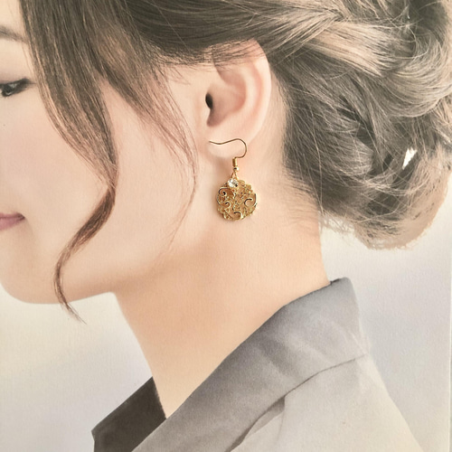 キラキラ チャーム ピアス イヤリング ハンドメイド かわいい