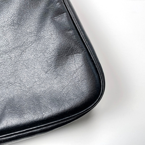 黒の革の半ハンコート 未使用 伊勢丹別注の限定品登場【ホーウィン社製シェルコードバン使用