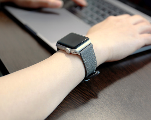 2632 ほぼ未使用　Apple Watch エルメス　ネイビー　レザーバンド 2632 ほぼ未使用 Apple Watch エルメス ネイビー レザーバンド