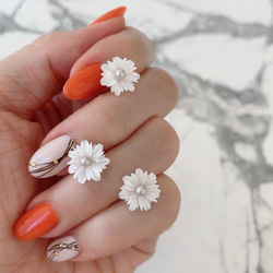 silver925/ホワイトシェル/白蝶貝ピアス/蝶/淡水パール 白蝶貝（しずく