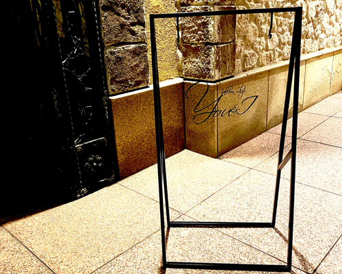 ７月オープンセール☆アイアン看板☆Bosendorfer5☆ 丸型イーゼル 7月オープンセール☆アイアン看板☆Bosendorfer5☆ 丸型イーゼル 7月