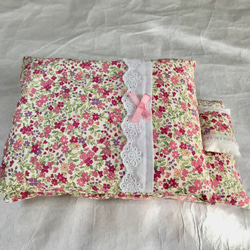 【決算セール】再販　リカちゃんの布団とお洋服のセット　ピンクのお花 5枚目の画像