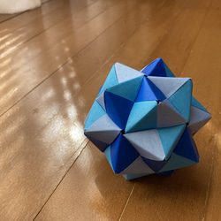 折り紙で作ったくす玉型オブジェ　青 3枚目の画像