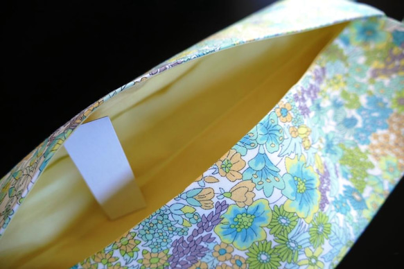 ボックスティッシュケース 持ち歩き リバティ マーガレット・アニー(黄色) 布小物 布雑貨 ボックスティッシュカバー 3枚目の画像