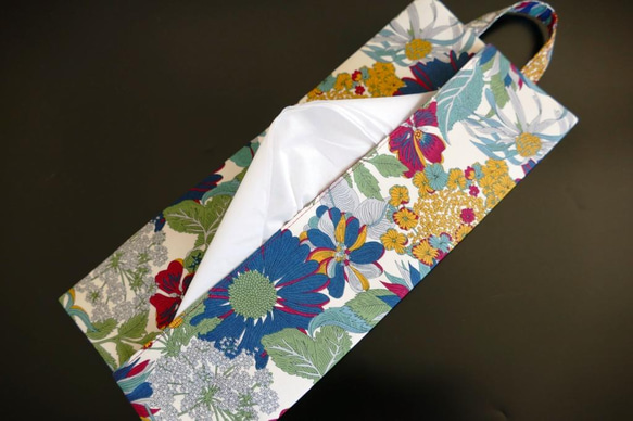 リバティ ランブルアンドロアー ティッシュケース ラミネート EB