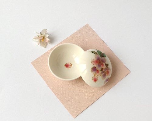 セーブル ボンボニエール ba90f957079a2704fd8293ab71d2fe