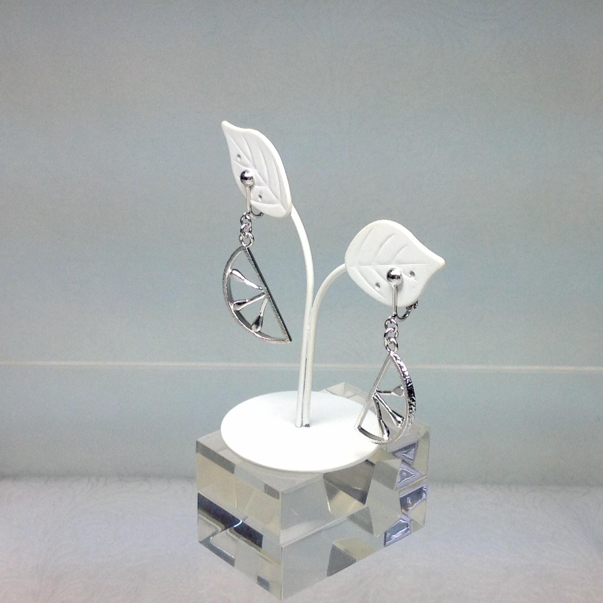 「スライス・レモン」のイヤリング 　YAE-1　SILVER