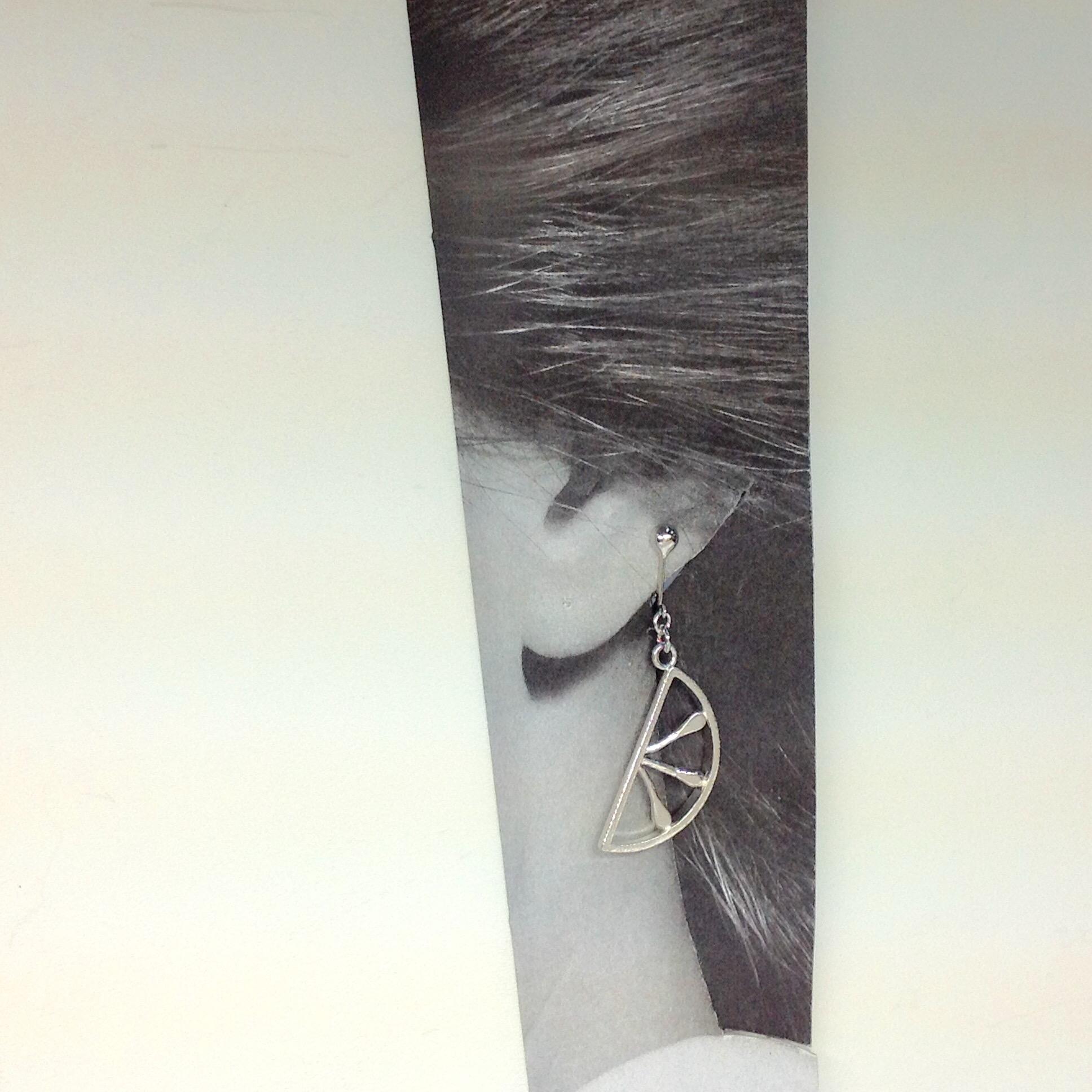 「スライス・レモン」のイヤリング 　YAE-1　SILVER