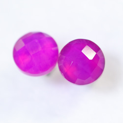 紫紅色粉紅色玉髓凸圓形切割耳釘（8 毫米鈦耳釘） 第2張的照片