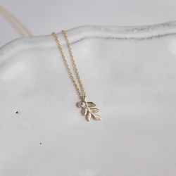 Foliage diamond tiny necklace [P088K10(D)] 3枚目の画像