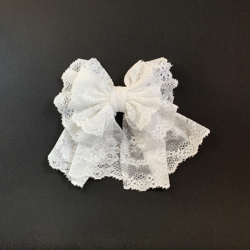 リボン　ヘアゴム♡riana ribbon♡レースリボンホワイト♡ハンドメイド 大きな レース リボン の髪飾り ガーリー タイプ ホワイト 4 入学式