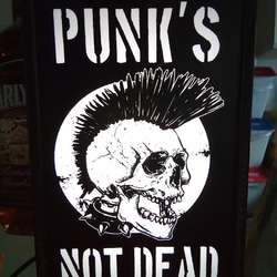 PUNK`S NOT DEAD パンクロック デスクトップ サイン 看板 玩具 置物 雑貨 LEDライトBOXミニ 1枚目の画像