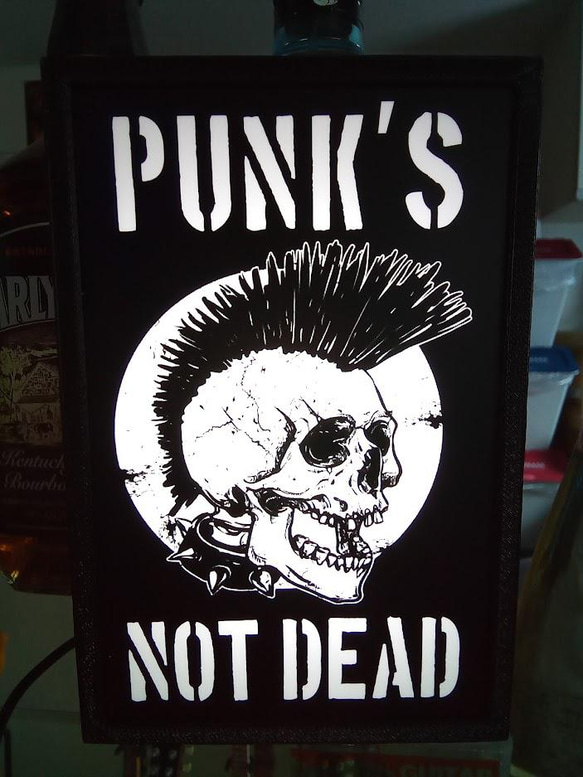 PUNK`S NOT DEAD パンクロック デスクトップ サイン 看板 玩具 置物 雑貨 LEDライトBOXミニ 1枚目の画像