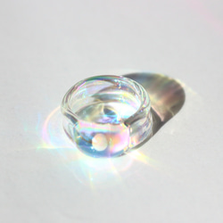 オパールとオーロラの輝き　ガラスリング 3枚目の画像