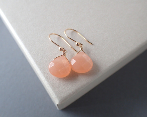 356 14kgfバイカラームーンストーンのチャーム 356 14kgfバイカラームーンストーンのチャーム 356 14kgfバイカラー