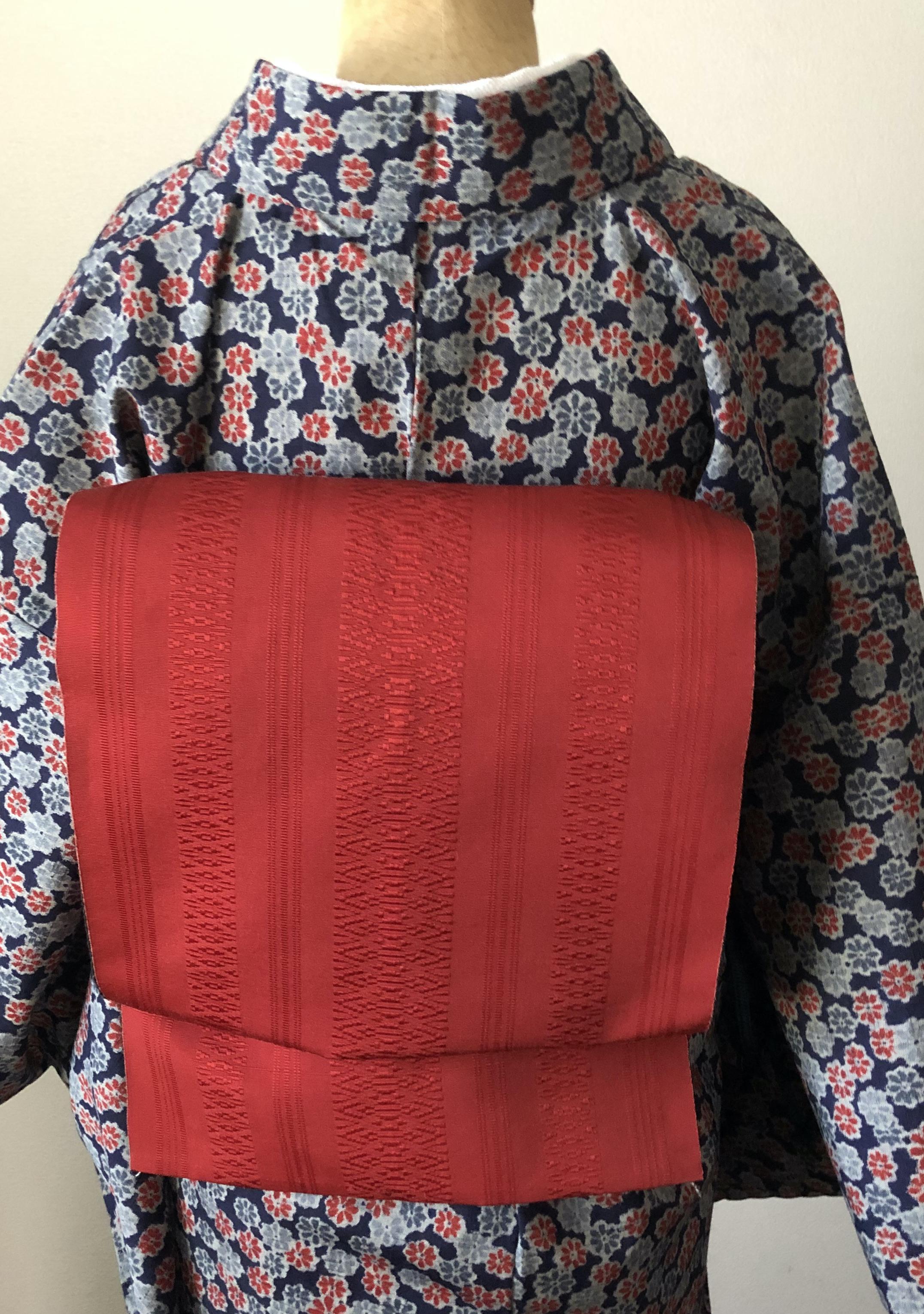 正絹  袷  紅葉の結城紬未使用と博多帯