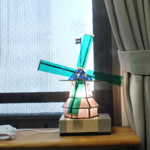 1415❣️ ステンドグラス　ライト　風車の塔　オブジェ 1415❣️ ステンドグラス ライト 風車の塔 オブジェ