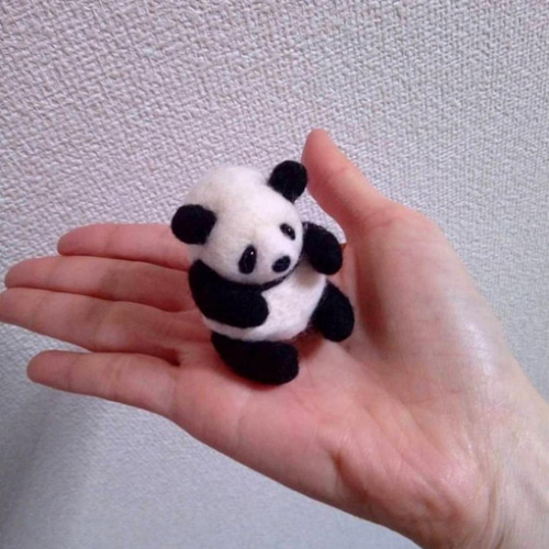 羊毛フェルトパンダ 羊毛フェルト Lana** 通販 13449959｜Creema