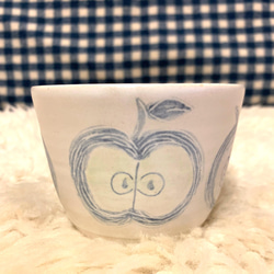 りんごとザクロのマグカップ 6枚目の画像