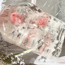 ふんわり可愛い桜っぽカラーなハーバリウム　春　退職の贈り物　ギフト　新生活　お引越し祝い　ピンク　シンプル　紫陽花　　 4枚目の画像