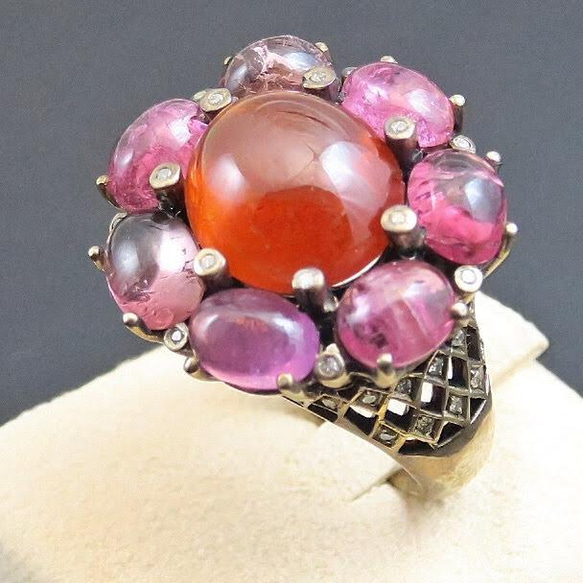 ガーネット ピンクトルマリン ダイヤモンドのリング 14号 r02                                     ■素材：ガーネット　ルースの大きさ　約14ミリ×12ミリ■ピンクトルマリン　7ミリ7石■ダイヤモンド 43石■サイズ：14 UO1889479085(14400円)