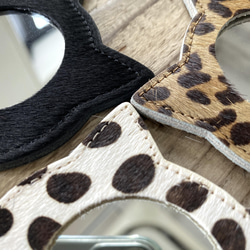 ねこミラー　本革　（黒、レオパード柄、ダルメシアン柄の手鏡）　送料無料 3枚目の画像
