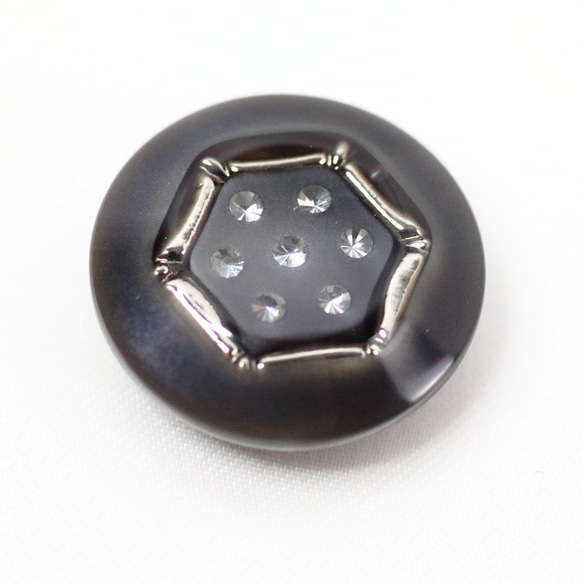 【18㎜サイズ　2個セット販売】イタリア製　ヘキサゴンが美しいフォグブルー色のボタン 6枚目の画像