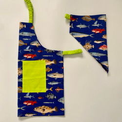 お魚柄☆120〜130こどもエプロン、三角巾、巾着の3点セット 2枚目の画像