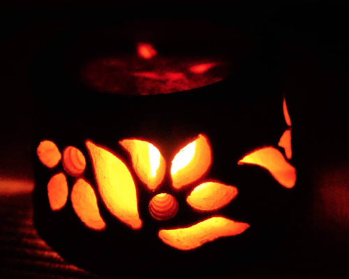 竹灯籠　竹灯り   ロウソクの揺らぎ　両面彫り 竹ランプシェイド 　〜和の灯り〜 竹灯籠 竹灯り ロウソクの揺らぎ 両面彫り 竹ランプシェイド 〜〜和窓