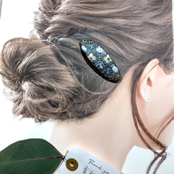 【7㌢】大人も似合うインド刺繍のぱっちんピン  ヘアピン　ライトブルー　 6枚目の画像