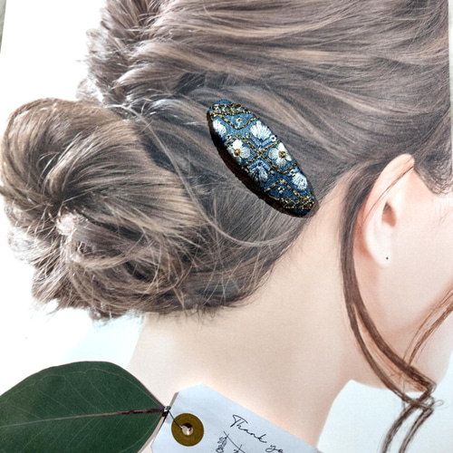 7㌢】大人も似合うインド刺繍のぱっちんピン ヘアピン ライトブルー